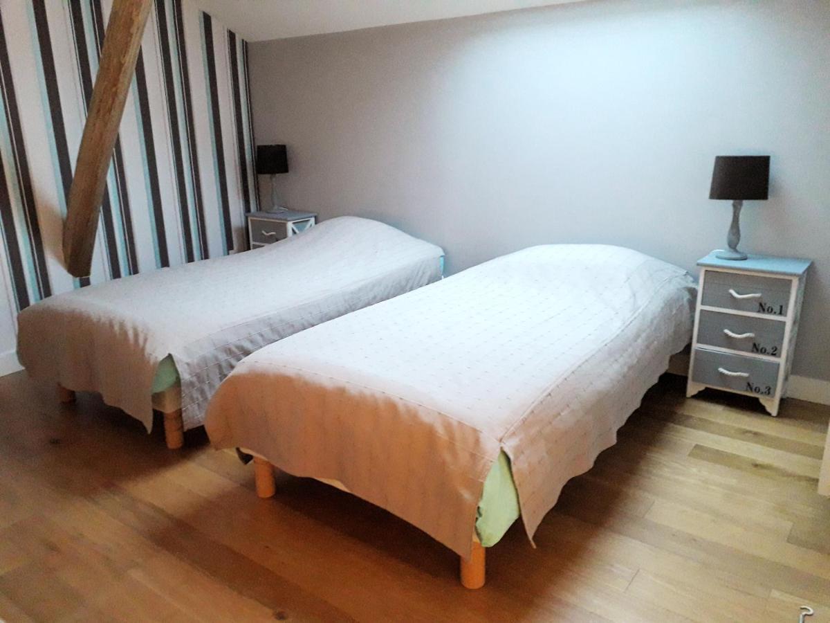 Courmangoux La Tourelle De Chevignat B&B 외부 사진